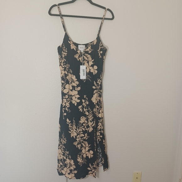 Reformation Crimini Dress NWT - Picture 4 of 12